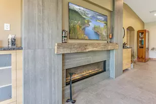 67 Fairway Cir, Medford, OR 97504 - Photo 9