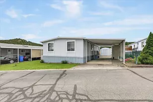 8401 Old Stage Rd, Central Point, OR 97502 - Photo 25