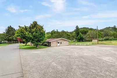 8401 Old Stage Road #UNIT 56, Central Point, OR 97502 - Photo 25
