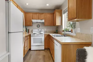 [Address not provided], Bend, OR 97701 - Photo 25