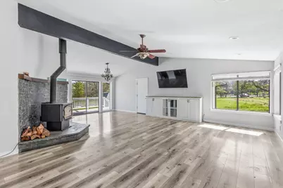 683 Rockwood Lane, Eagle Point, OR 97524 - Photo 13