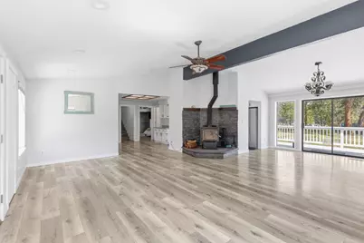 683 Rockwood Lane, Eagle Point, OR 97524 - Photo 7