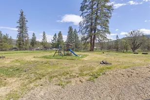 683 Rockwood Ln, Eagle Point, OR 97524 - Photo 49