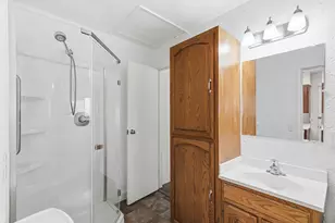 607 S Ivy St, Medford, OR 97501 - Photo 13