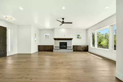 5611 Autumn Park Drive, Medford, OR 97504 - Photo 17