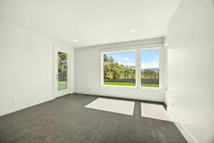 5611 Autumn Park Dr, Medford, OR 97504 - Photo 57