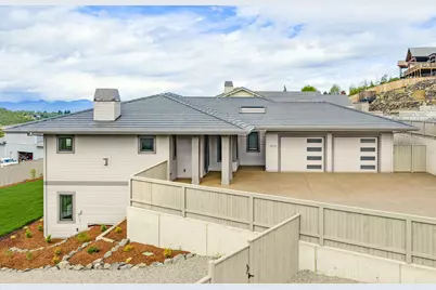 5611 Autumn Park Drive, Medford, OR 97504 - Photo 5