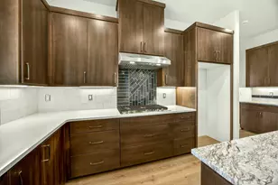 5611 Autumn Park Dr, Medford, OR 97504 - Photo 19