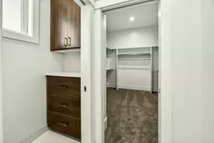 5611 Autumn Park Dr, Medford, OR 97504 - Photo 37