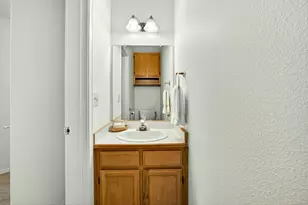 454 Lori Ln, Ashland, OR 97520 - Photo 17