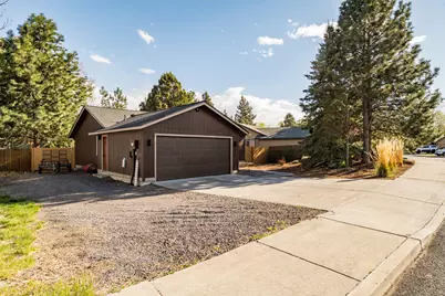 1710 NE Heavenly Court, Bend, OR 97701 - Photo 3