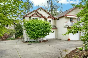 2150 Siskiyou Blvd, Ashland, OR 97520 - Photo 3