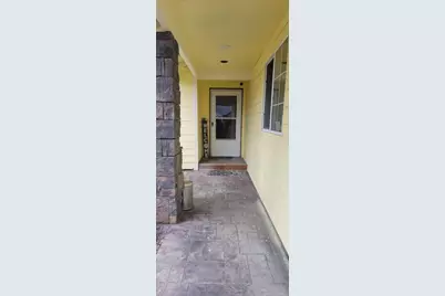 865 SW 24th Court, Redmond, OR 97756 - Photo 3