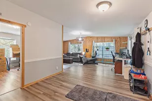 2532 Holcomb Springs Rd, Gold Hill, OR 97525 - Photo 5