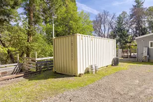 2532 Holcomb Springs Rd, Gold Hill, OR 97525 - Photo 45