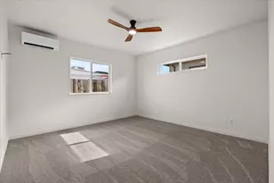 728 Dahl Pl, Medford, OR 97501 - Photo 11