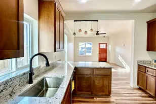 728 Dahl Pl, Medford, OR 97501 - Photo 7