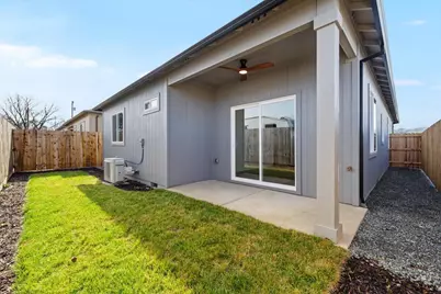 728 Dahl Place #17, Medford, OR 97501 - Photo 23