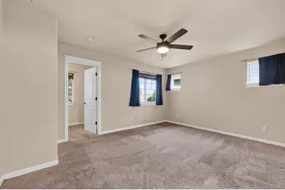 20252 Badger Road, Bend, OR 97702 - Photo 19