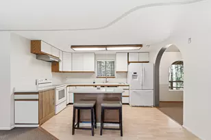 707 McMullen Creek Rd, Selma, OR 97538 - Photo 9