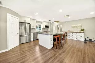 5700 Hwy 238, Jacksonville, OR 97530 - Photo 9