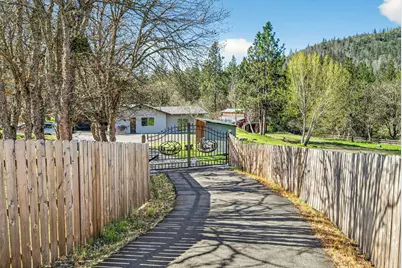 5700 Highway 238, Jacksonville, OR 97530 - Photo 3