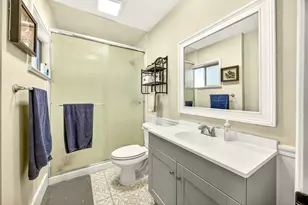 5700 Hwy 238, Jacksonville, OR 97530 - Photo 15