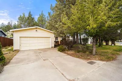1015 SE Valleywood Place, Bend, OR 97702 - Photo 33