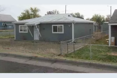 409 W Ridgeway Avenue, Hermiston, OR 97838 - Photo 3