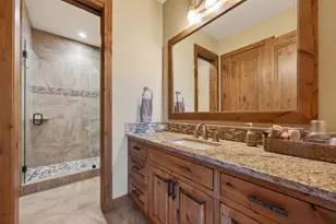 19345 Roswell Dr, Bend, OR 97702 - Photo 27