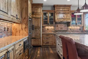 19345 Roswell Dr, Bend, OR 97702 - Photo 9