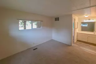 443 Ashwood Dr, Grants Pass, OR 97526 - Photo 11