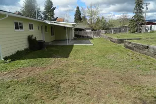 5333 Hilldale St, Klamath Falls, OR 97603 - Photo 17