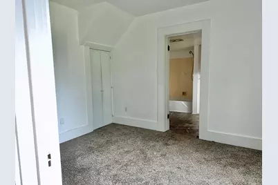 731 W 2nd Street, Medford, OR 97501 - Photo 19