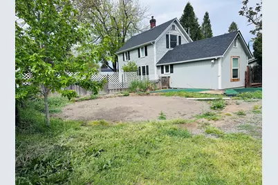 731 W 2nd Street, Medford, OR 97501 - Photo 37