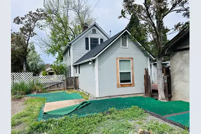 731 W 2nd Street, Medford, OR 97501 - Photo 39