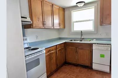 731 W 2nd Street, Medford, OR 97501 - Photo 11