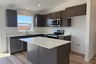 225 SE Peppermint Loop, Culver, OR 97734 - Photo 5
