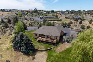 2310 SE Bitterbrush Dr, Madras, OR 97741 - Photo 3