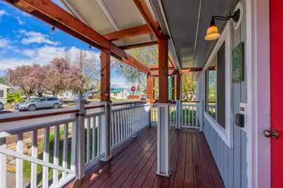 1410 SW Juniper Avenue, Redmond, OR 97756 - Photo 5