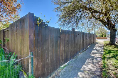 372 Garfield Street, Medford, OR 97501 - Photo 37