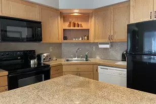 2200 Snowgoose Dr, Redmond, OR 97756 - Photo 9