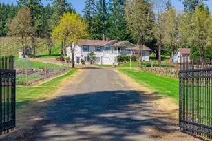 25357 High Pass Rd, Junction City, OR 97448 - Photo 7