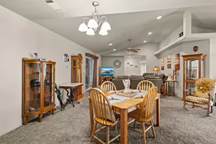 628 Barton Rd, Eagle Point, OR 97524 - Photo 13