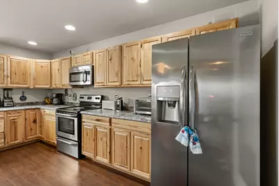 628 Barton Road, Eagle Point, OR 97524 - Photo 9