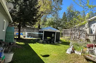 1111 NW B St, Grants Pass, OR 97526 - Photo 3