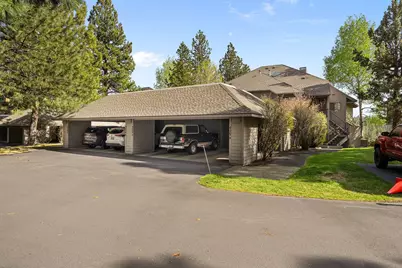 19717 SW Mount Bachelor Drive #330 B, Bend, OR 97702 - Photo 3