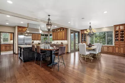 6200 Old Stage Road, Central Point, OR 97502 - Photo 11