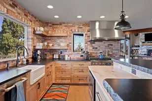 66279 Gerking Market Rd, Bend, OR 97703 - Photo 17