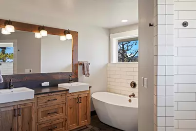 66279 Gerking Market Road, Bend, OR 97703 - Photo 37